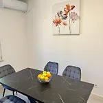 Apartment Rustica *